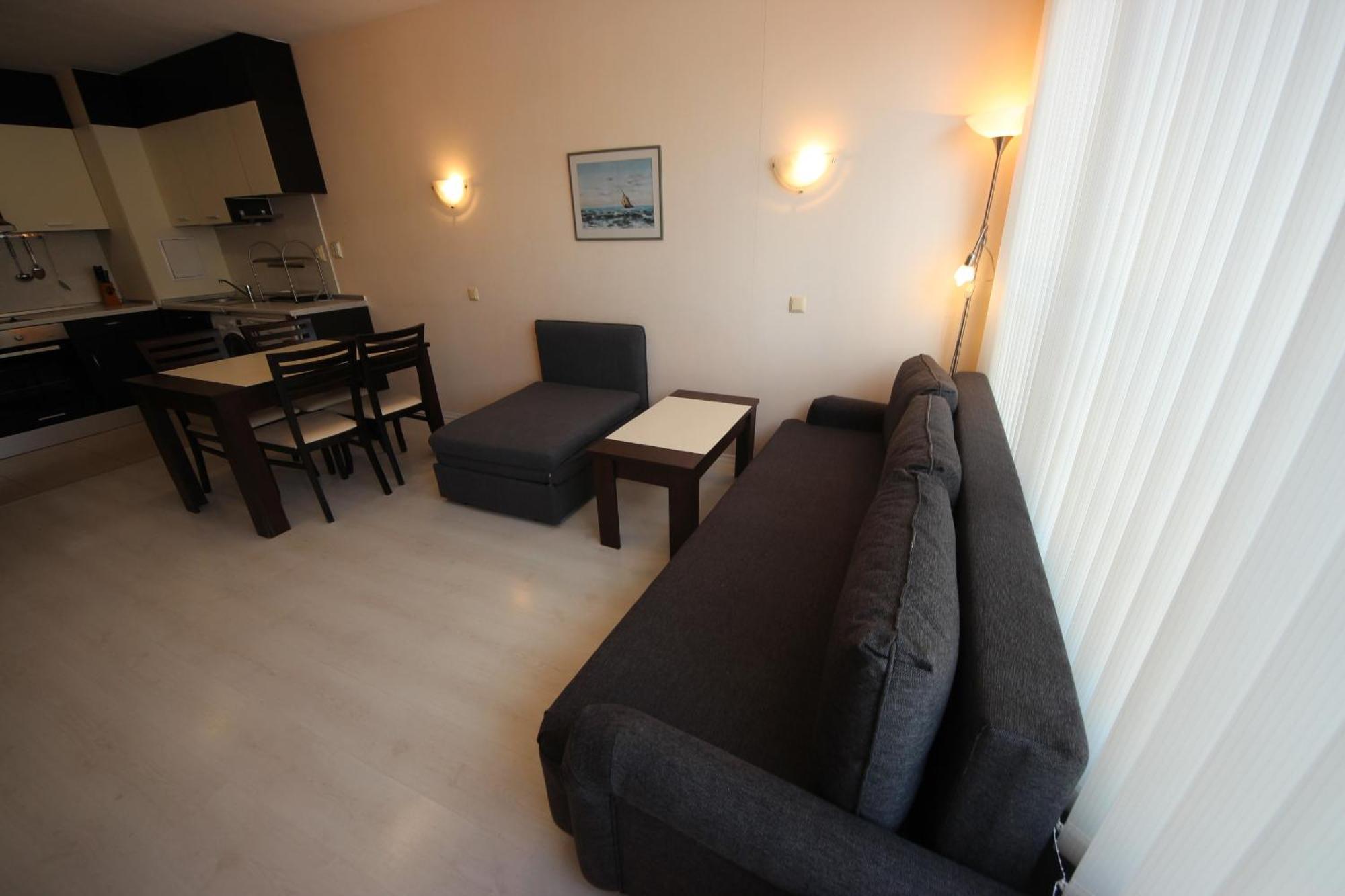 Menada Horyzont Apartments Sozopol Bilik gambar