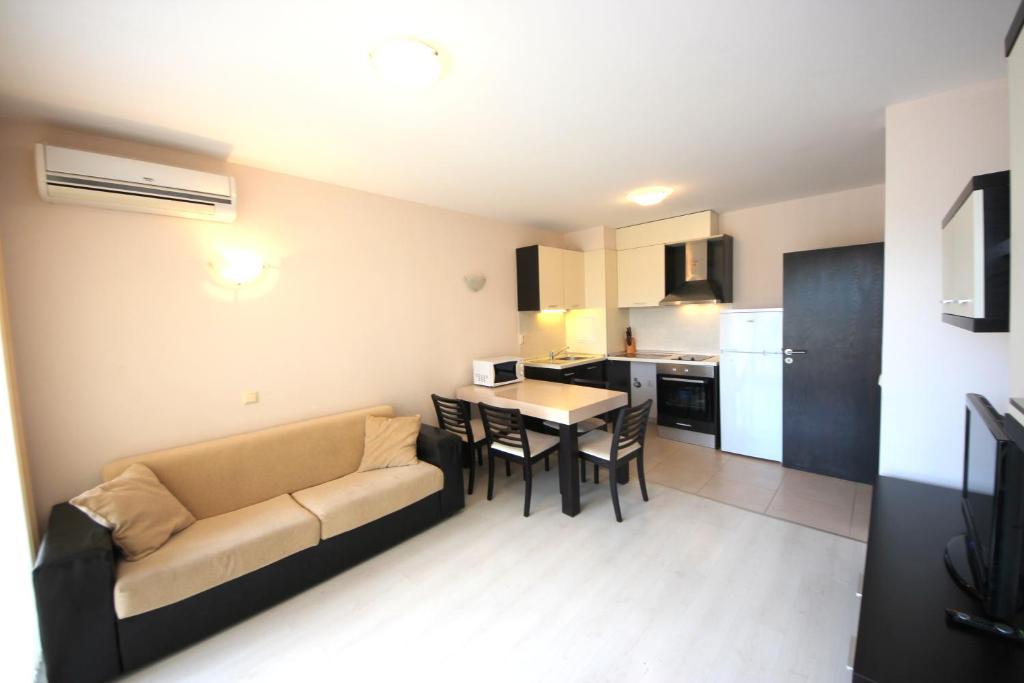 Menada Horyzont Apartments Sozopol Bilik gambar