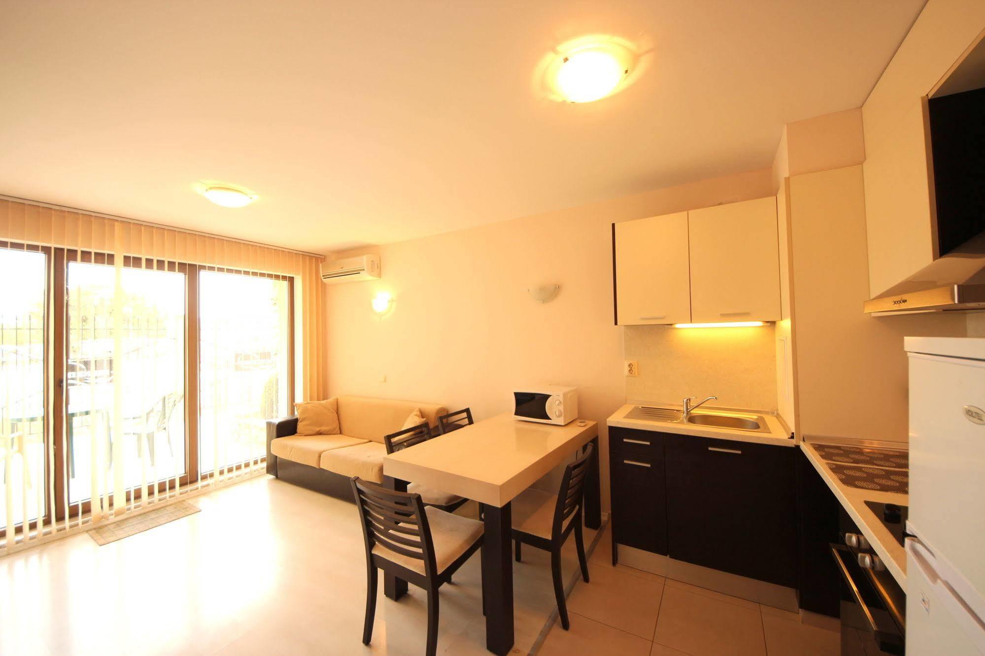 Menada Horyzont Apartments Sozopol Luaran gambar